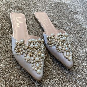 Women's Cream Colored Flats with Pearls